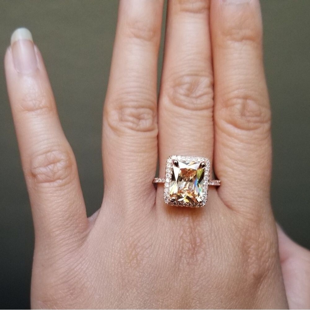 🍒NEW🍒 GORGEOUS SIMULATED CITRINE RING - Picture 8 of 13